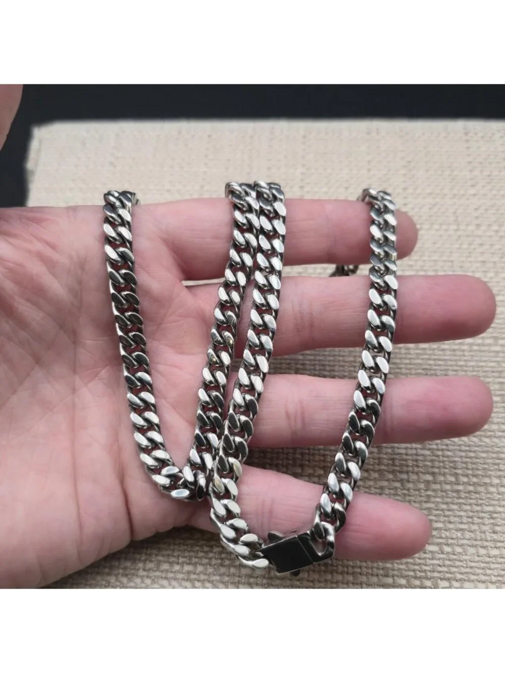 22 Inch Stainless Steel Miami Cuban Link Chain Necklace A8087